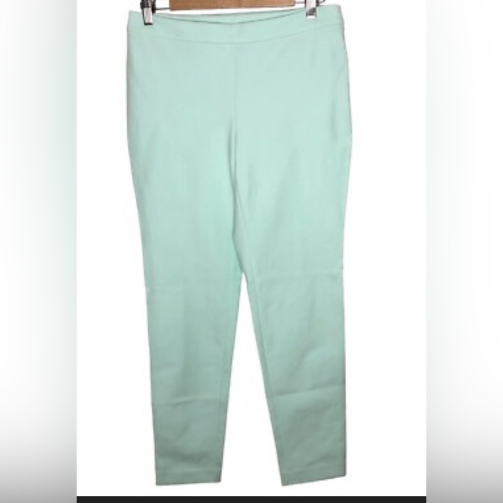 Alfani Women’s Skinny Pants. Size 10. New with tags.